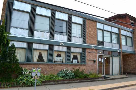 125 Cedar W #1
