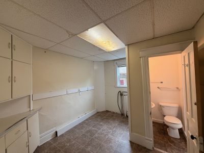 Interior Photo 18