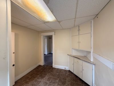Interior Photo 19