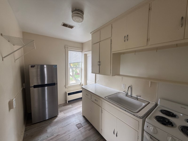 Interior Photo 7