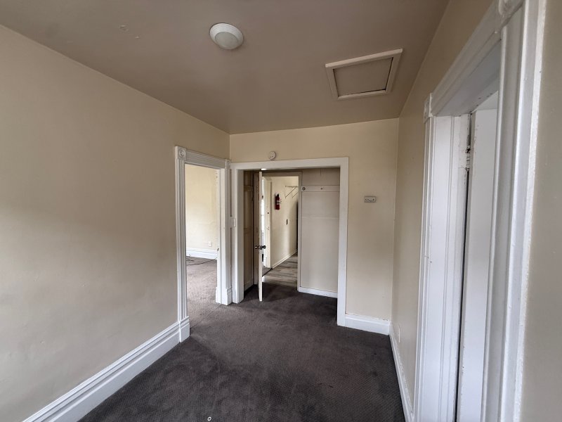 Interior Photo 8