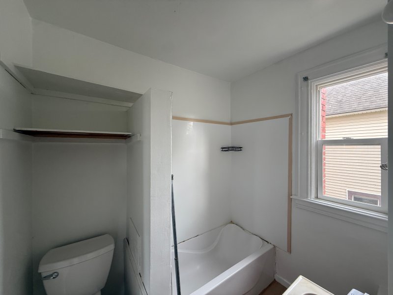 Interior Photo 9