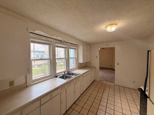 Exterior/Interior Photo