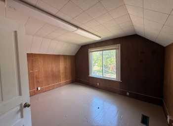 Interior Photo 13