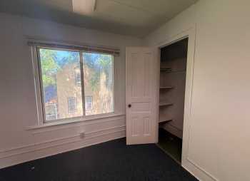 Interior Photo 16