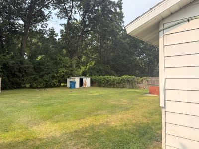 Exterior Photo 2