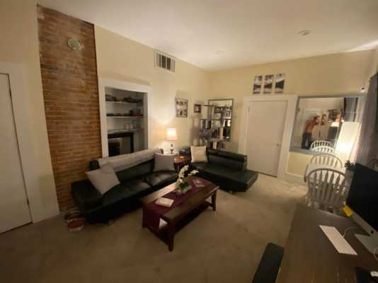 Interior Photo 7