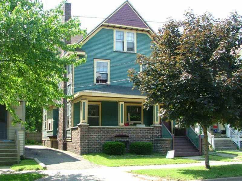 720 Park S #4