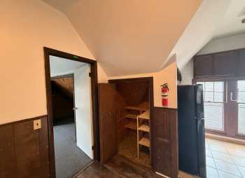 Interior Photo 4